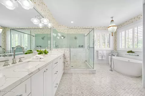 Bath - 94 N Beach St, Ormond Beach, FL 32174 photo 2 of 9