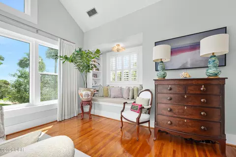 Bedroom - 94 N Beach St, Ormond Beach, FL 32174 photo 4 of 9