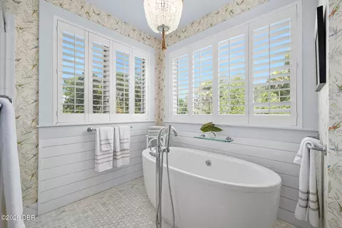 Bath - 94 N Beach St, Ormond Beach, FL 32174 photo 4 of 9