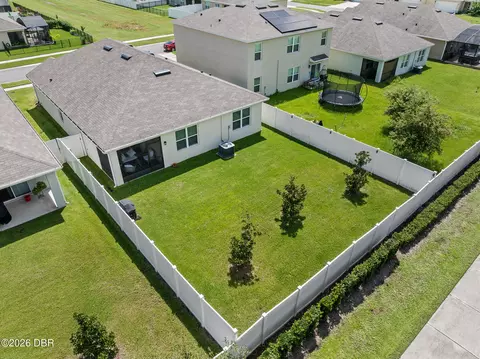 View/Area - 1920 Myrtlebrooke Dr, Edgewater, FL 32141 photo 4 of 7