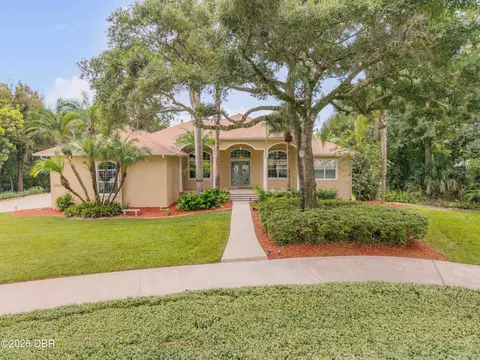 5842 Spruce Creek Woods Dr, Port Orange, FL 32127