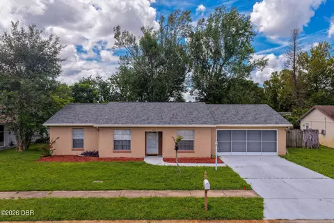 156 Springwood Dr, Daytona Beach, FL 32119