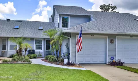 932 Meadow View Dr, Port Orange, FL 32127