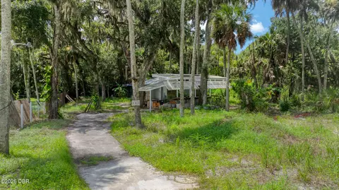 1922 Enterprise Ave, New Smyrna Beach, FL 32168