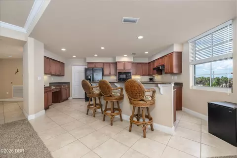 Kitchen - 1425 Ocean Shore Blvd, Ormond Beach, FL 32176 photo 3 of 5