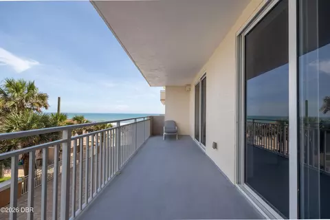 Exterior - 1425 Ocean Shore Blvd, Ormond Beach, FL 32176 photo 7 of 11
