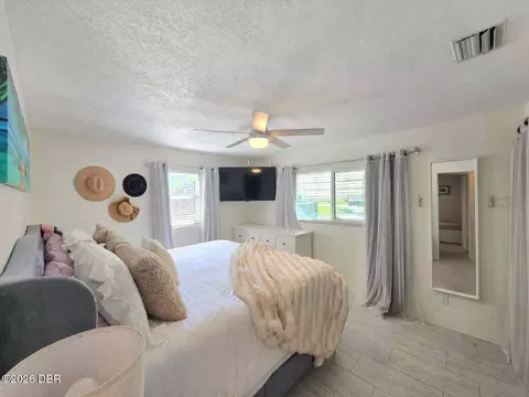 Bedroom - 35 Seacrest Dr, Ormond Beach, FL 32176 photo 2 of 4