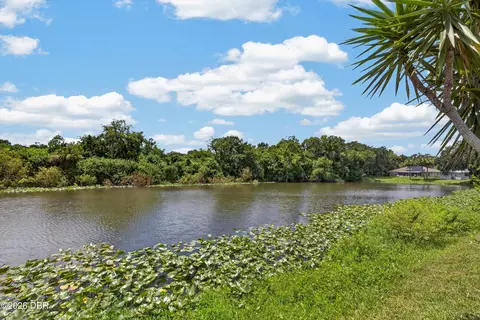 View/Area - 1102 12th St, Edgewater, FL 32132 photo 2 of 18