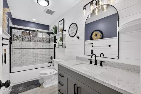 Bath - 1102 12th St, Edgewater, FL 32132 photo 5 of 8