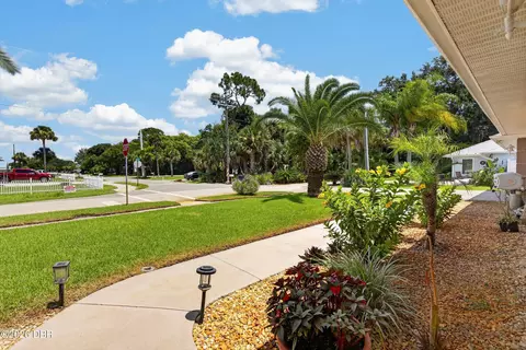 Exterior - 1102 12th St, Edgewater, FL 32132 photo 8 of 11