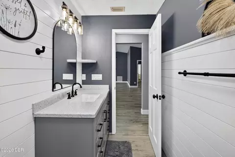 Bath - 1102 12th St, Edgewater, FL 32132 photo 8 of 8
