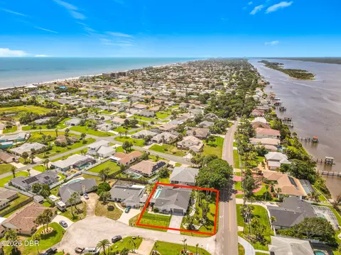 View/Area - 3555 John Anderson Dr, Ormond Beach, FL 32176 photo 1 of 4