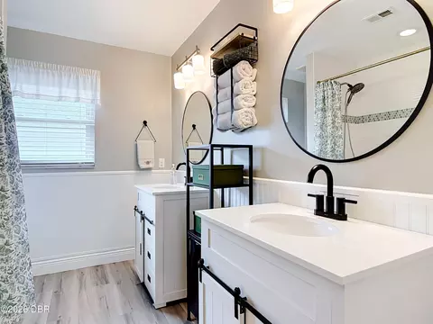 Bath - 3555 John Anderson Dr, Ormond Beach, FL 32176 photo 2 of 3