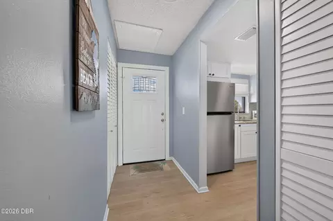 Entry Way - 2100 Ocean Shore Blvd, Ormond Beach, FL 32176 photo 1 of 1