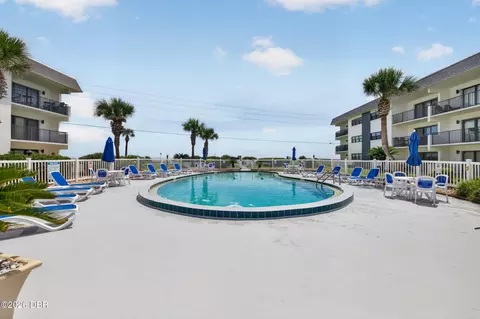 Exterior - 2100 Ocean Shore Blvd, Ormond Beach, FL 32176 photo 2 of 4
