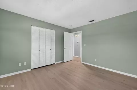 Bedroom - 2100 Ocean Shore Blvd, Ormond Beach, FL 32176 photo 1 of 2