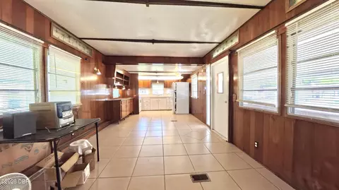 1302 Arroyo Pkwy, Ormond Beach, FL 32174 photo 9