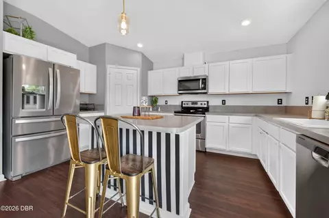 Kitchen - 80 Pergola Pl, Ormond Beach, FL 32174 photo 1 of 2