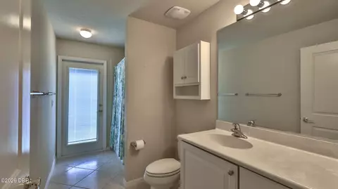 Bath - 1280 Harwick Ln, Ormond Beach, FL 32174 photo 4 of 4