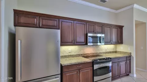Kitchen - 1280 Harwick Ln, Ormond Beach, FL 32174 photo 2 of 4
