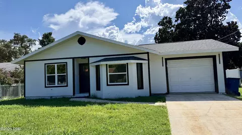 1906 Blake Pl, Daytona Beach, FL 32119