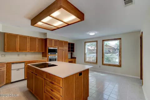Kitchen - 33 River Ridge Trl, Ormond Beach, FL 32174 photo 1 of 5