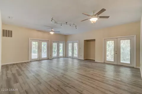 Living - 33 River Ridge Trl, Ormond Beach, FL 32174 photo 6 of 8