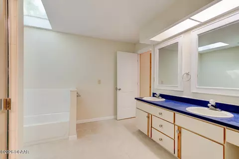 Bath - 33 River Ridge Trl, Ormond Beach, FL 32174 photo 2 of 6