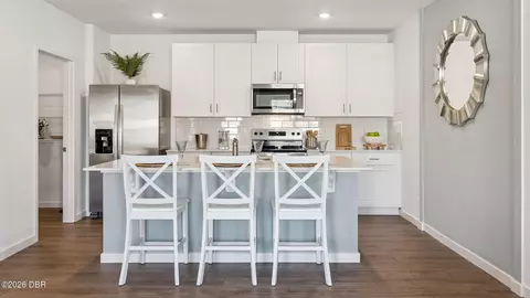 Kitchen - 2535 Kinsale Ln, Ormond Beach, FL 32174 photo 2 of 5