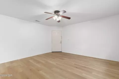 Living - 4600 E Moody Blvd, Bunnell, FL 32110 photo 3 of 5