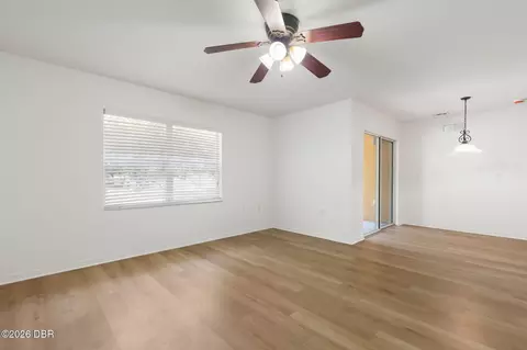 Living - 4600 E Moody Blvd, Bunnell, FL 32110 photo 4 of 5