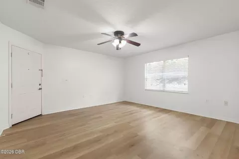 Living - 4600 E Moody Blvd, Bunnell, FL 32110 photo 2 of 5