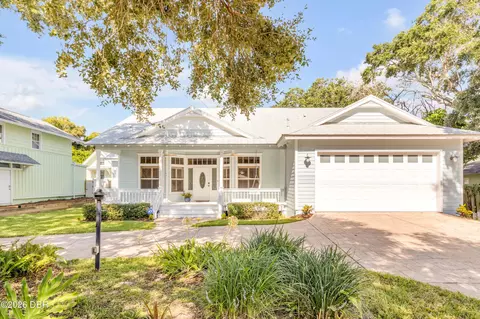 410 S Peninsula Ave, New Smyrna Beach, FL 32169