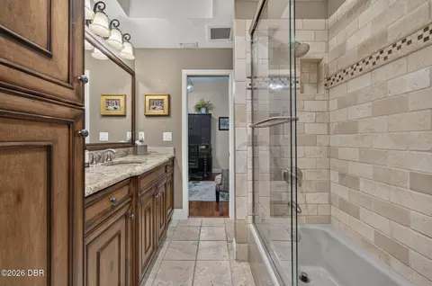Bath - 1817 SE 34th Ln, Ocala, FL 34471 photo 7 of 9