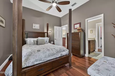 Bedroom - 1817 SE 34th Ln, Ocala, FL 34471 photo 6 of 6