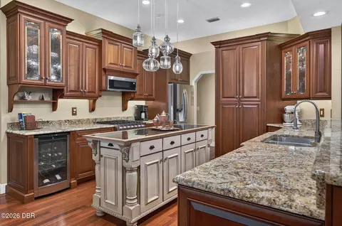 Kitchen - 1817 SE 34th Ln, Ocala, FL 34471 photo 2 of 9