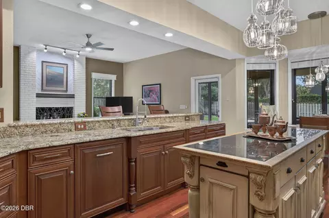 Kitchen - 1817 SE 34th Ln, Ocala, FL 34471 photo 8 of 9