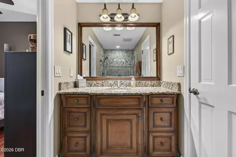 Bath - 1817 SE 34th Ln, Ocala, FL 34471 photo 8 of 9