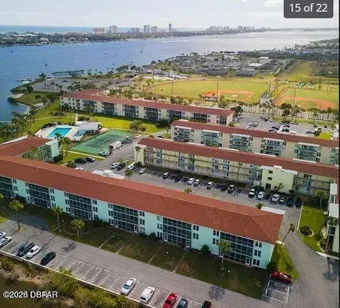 719 S Beach St, Daytona Beach, FL 32114