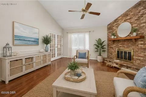Living - 99 Old Barn Trl, Ormond Beach, FL 32174 photo 6 of 9
