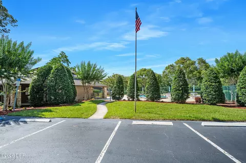 Exterior - 99 Old Barn Trl, Ormond Beach, FL 32174 photo 6 of 9