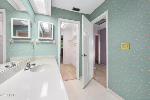 Bath - 99 Old Barn Trl, Ormond Beach, FL 32174 photo 4 of 4