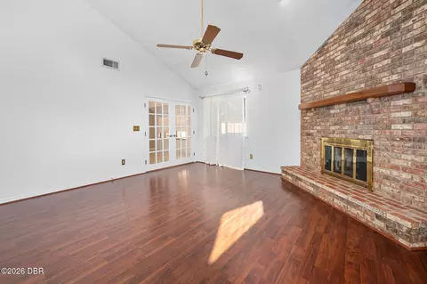 Living - 99 Old Barn Trl, Ormond Beach, FL 32174 photo 2 of 9