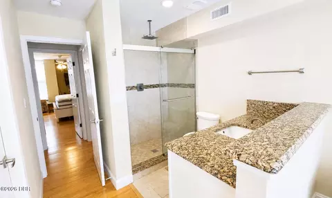 Bath - 5500 N Ocean Shore Blvd, Ormond Beach, FL 32176 photo 1 of 2
