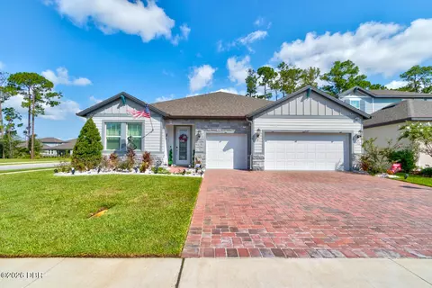 2137 Divot Dr, Daytona Beach, FL 32124