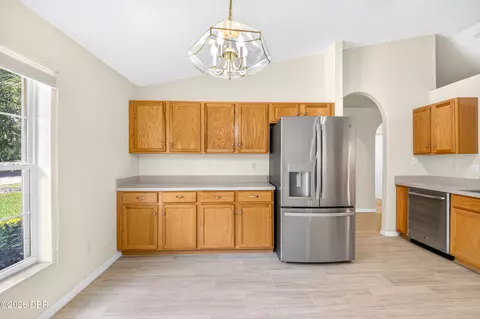 Kitchen - 3047 Yule Tree Dr, Edgewater, FL 32141 photo 4 of 4