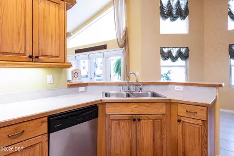 Kitchen - 3722 Longford Cir, Ormond Beach, FL 32174 photo 4 of 4