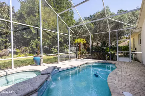 Exterior - 3722 Longford Cir, Ormond Beach, FL 32174 photo 6 of 10