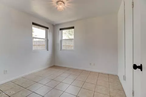 Bedroom - 7 Hibiscus Dr, Ormond Beach, FL 32176 photo 3 of 4