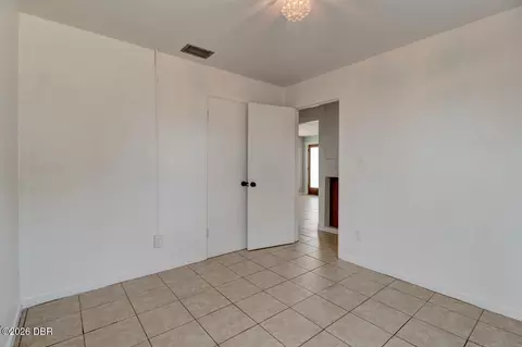 Bedroom - 7 Hibiscus Dr, Ormond Beach, FL 32176 photo 4 of 4